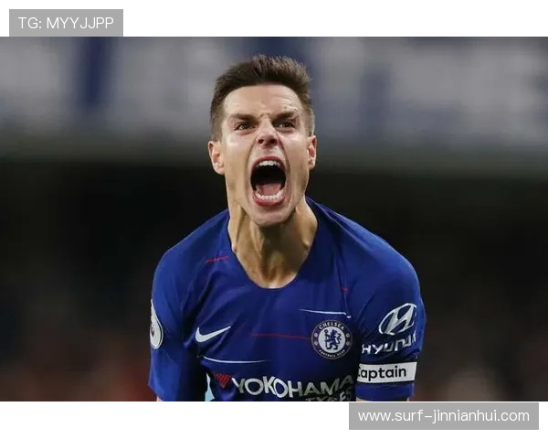 从童年照看球星颜值 谁是小时候最迷人的足球巨星