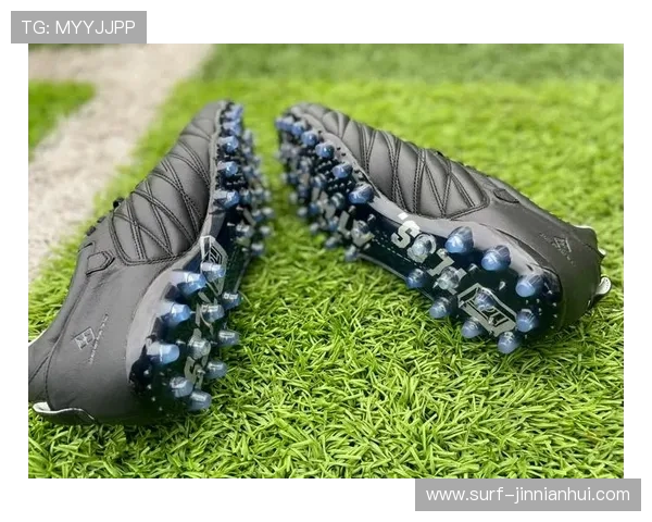 球星足球鞋破损怎么办 专家教你如何应对急救与修复技巧